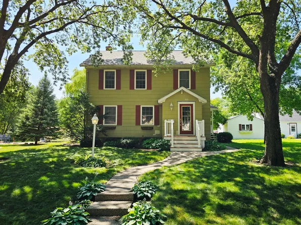 307 S 12th St, Montevideo, MN 56265