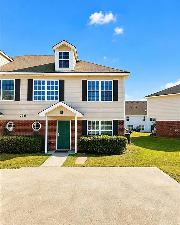 736 Wheel House Ln #B