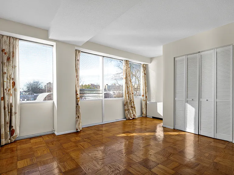 1311 Delaware Ave SW #231 — Photo 21