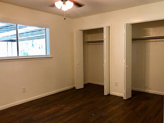 5th image of 109 Saint Clair Dr