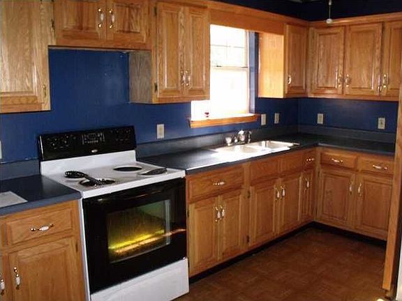 4th image of 2406 Leann Cir