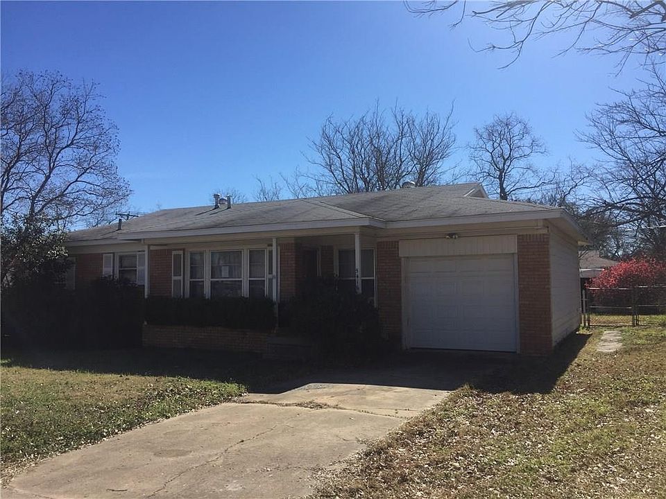 1st image of 10813 Deer Creek Dr