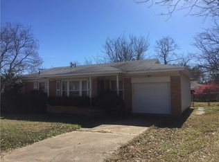 10813 Deer Creek Dr, Burleson, TX 76028