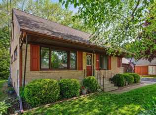 1338 Marshall Ave, Cleveland, WI 53015