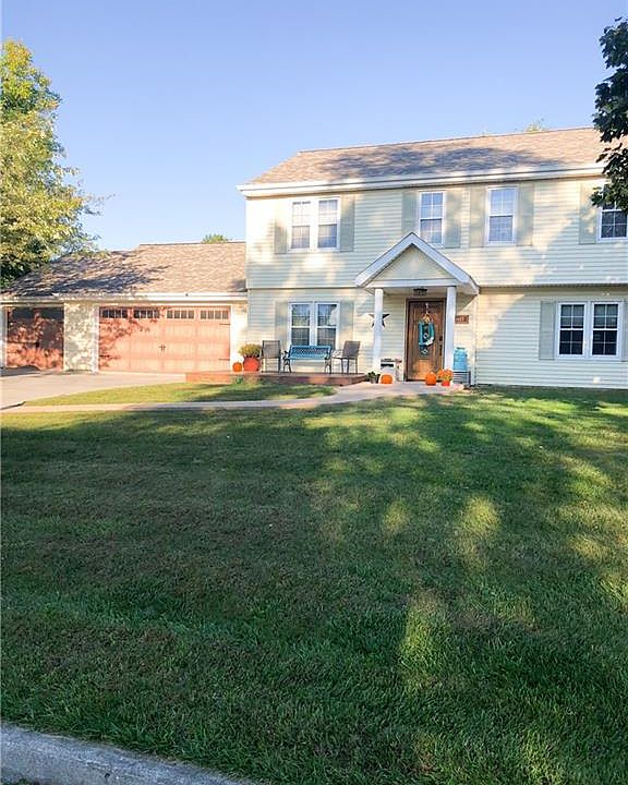 1st image of 1127 Fairlawn Dr