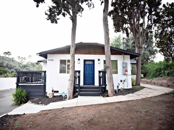 10748 Palm Row Dr, Lakeside, CA 92040