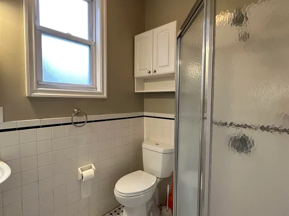 203 Ogden Avenue image 6 of 10