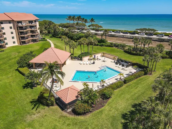 301 Ocean Bluffs Boulevard #302, Jupiter, FL 33477