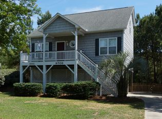 9709 Poseidon Rd, Emerald Isle, NC 28594