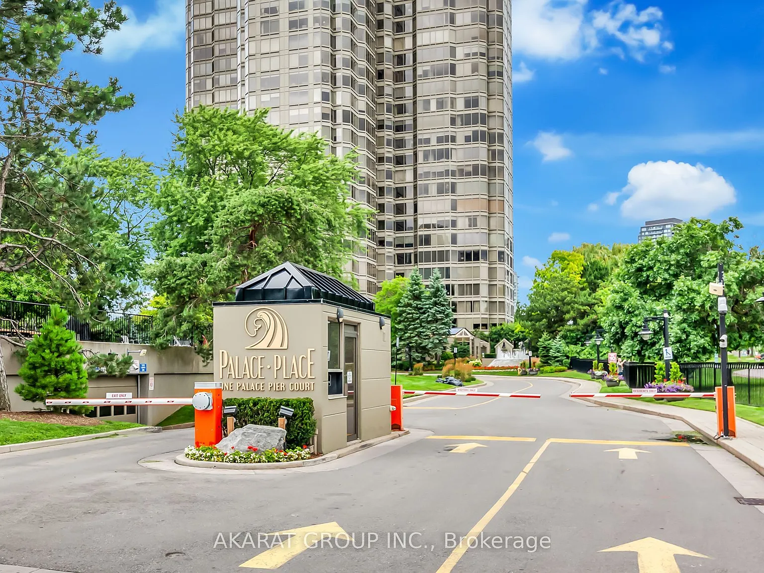 3 bed, $4,500 — Photo 1