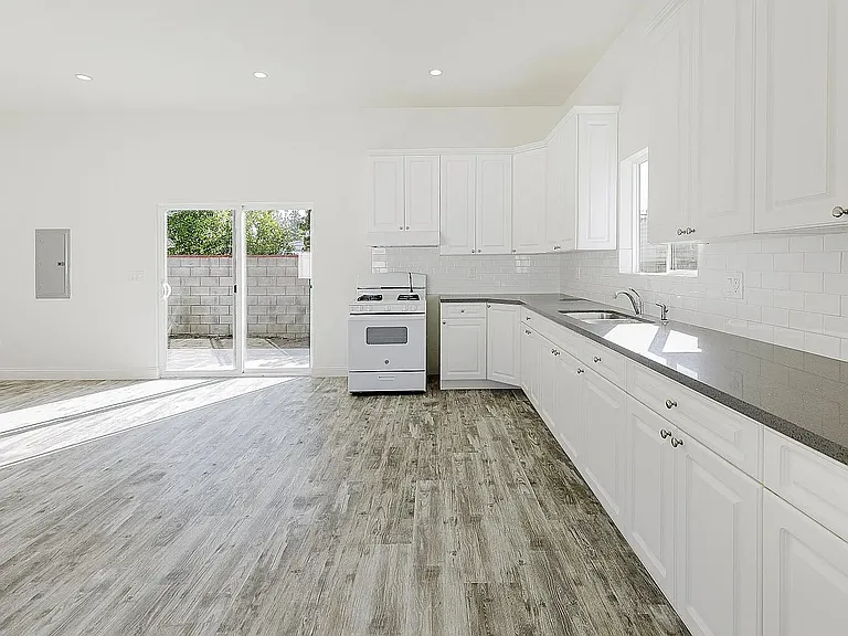 9958 Marklein Ave — Photo 19
