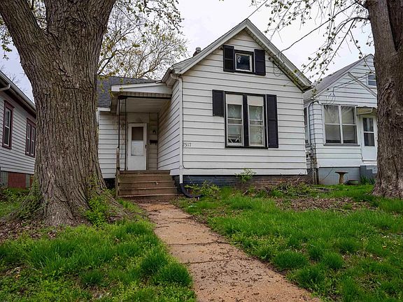 2nd image of 2517 NE Madison Ave