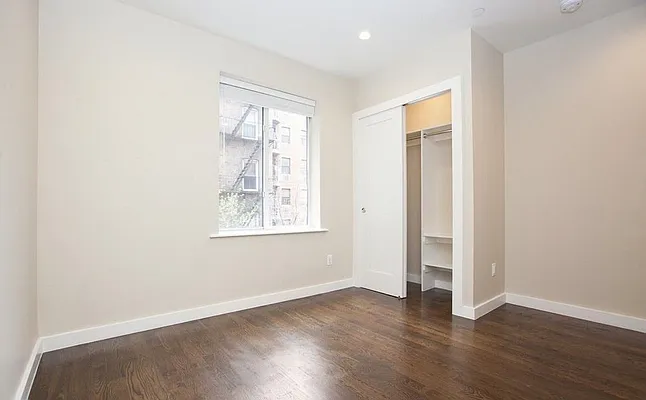 Rented by REAL New York | media 24