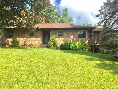 480 Woodland Dr, Clinton, IA, 52732