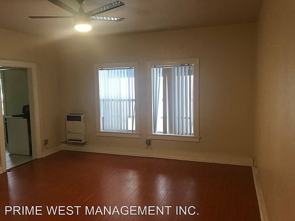 3rd image of 661 Shatto Pl APT 209