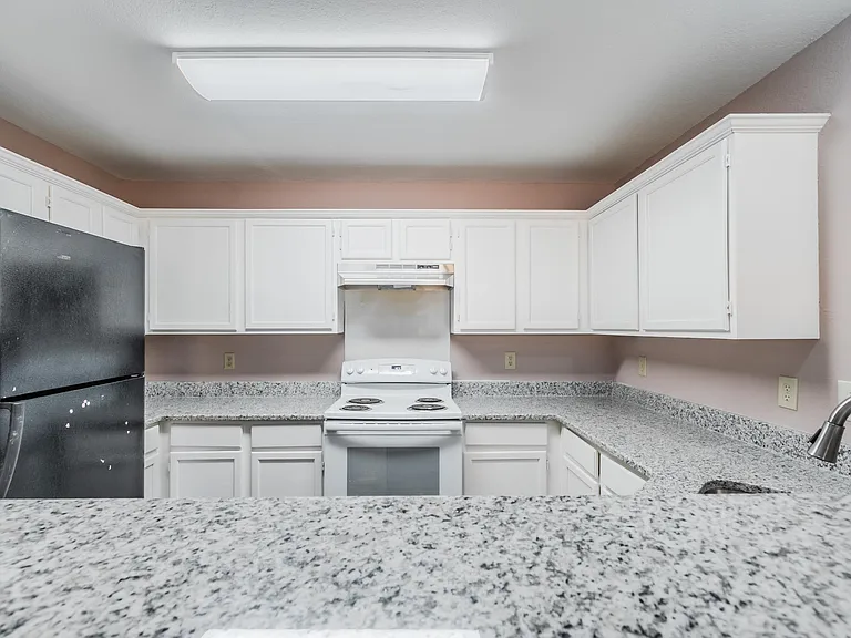 2304 Cuesta Ln — Photo 34