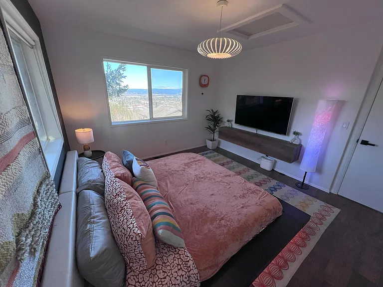 55" Smart TV