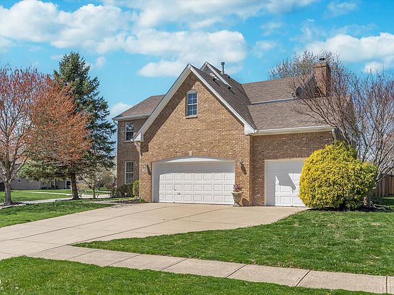3rd image of 4421 Brittany Dr