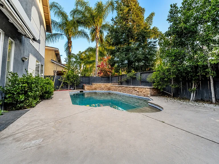 621 Pecan Dr — Photo 20