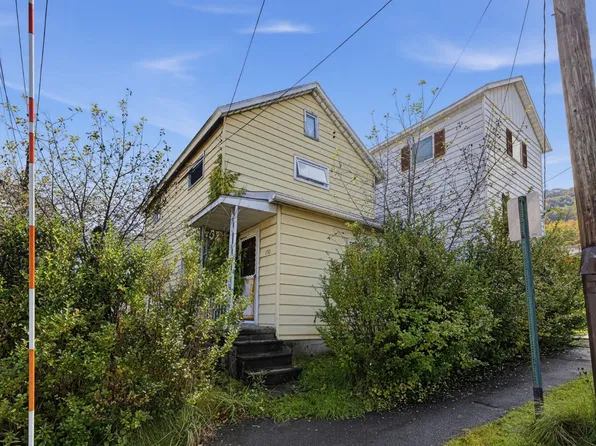 150 Maple St, South Fork, PA 15956