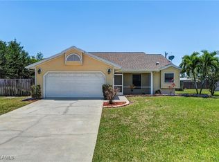 910 SW 25th St, Cape Coral, FL 33914