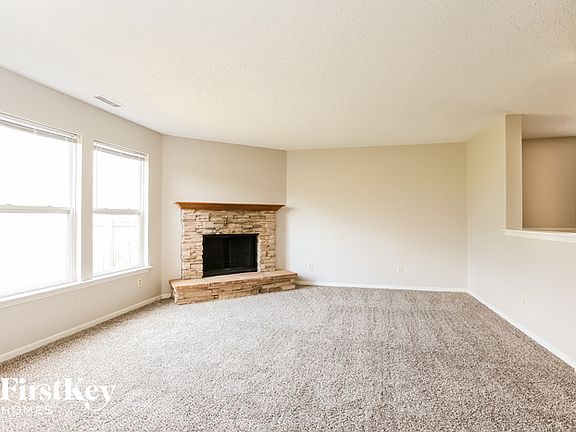 3rd image of 2930 Earlswood Ln
