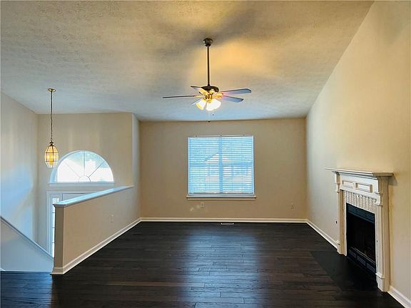 4th image of 2653 Candlewood Way
