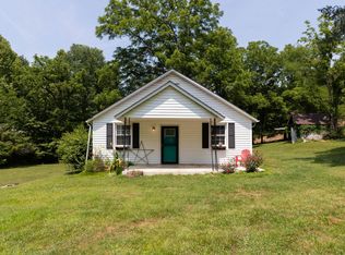 1398 Halliburton Rd, Vanleer, TN 37181