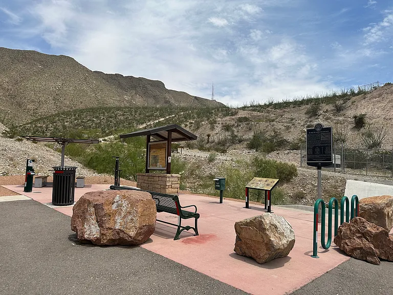 Thousand Steps Trailhead