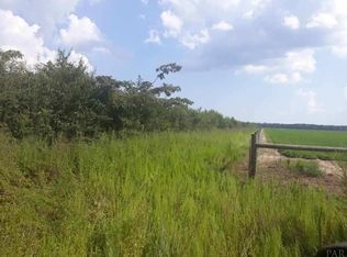 B Penton Rd, Allentown, FL 32570