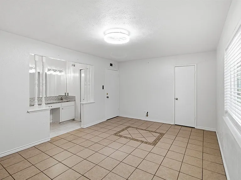 3709 Yaupon Dr — Photo 16