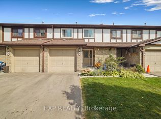 65 Greenwich Cir, Brampton, ON L6S 2E8