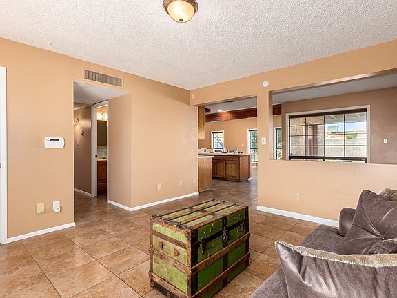 5th image of 4138 W Wagon Wheel Dr
