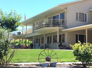 11056 Snake River Rd, Asotin, WA 99402