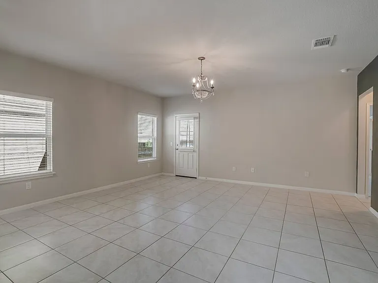 6700 Ranchito Dr — Photo 10