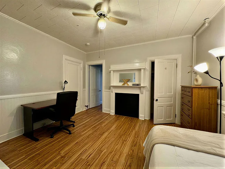 614 University Ave #1B — Photo 10