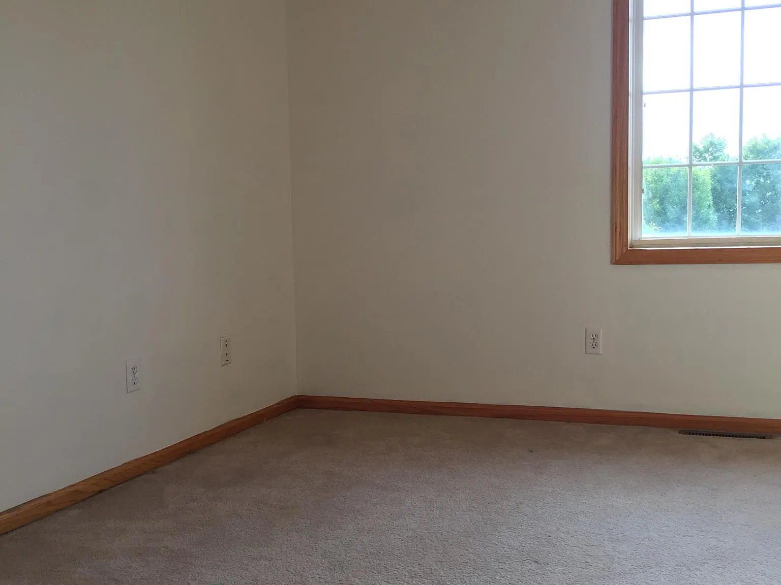 2501 Cobble Hill Ct — Photo 3