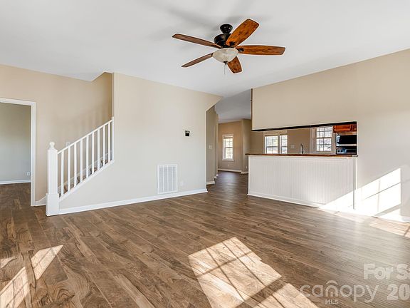 4th image of 188 California Br