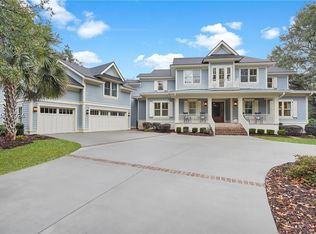 3 Steam Gun Pl, Hilton Head Island, SC 29928