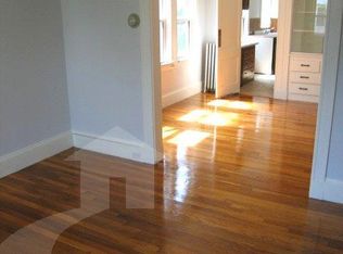 21 Irvington Rd #1H, Somerville, MA 02144