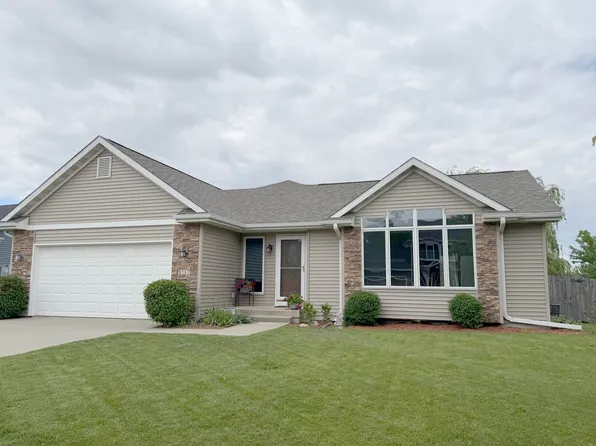 5317 Cervantes Dr, Ames, IA 50014