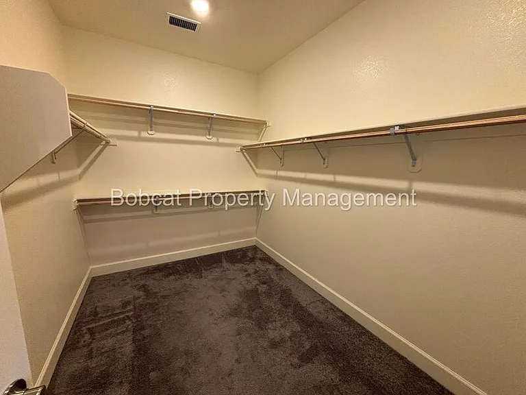 1097 Dapple Dr — Photo 37