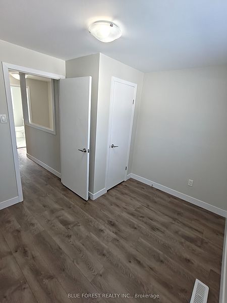 London House for rent - 3 Bedrooms — photo 15