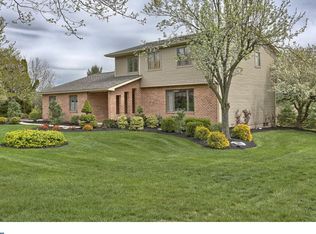 39 Hill Rd, Bernville, PA 19506