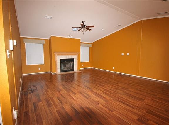 2nd image of 17321 Countrywood