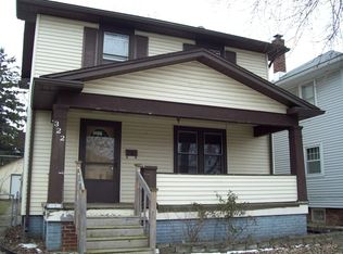 322 Lexington Ct, Fort Wayne, IN 46806
