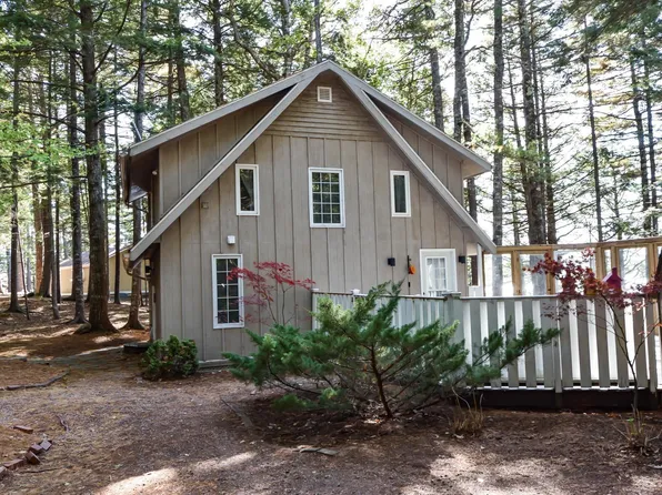 539 Canoe Island Rd, Lunenburg, NS B0J 2E0