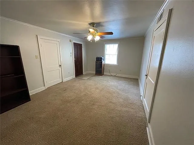 1 bed, 1.0 bath, 900 sqft, $1,300 — Photo 4