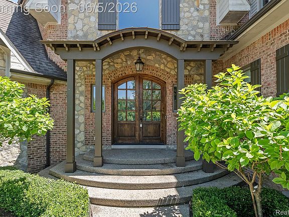 2nd image of 28195 Elba Dr