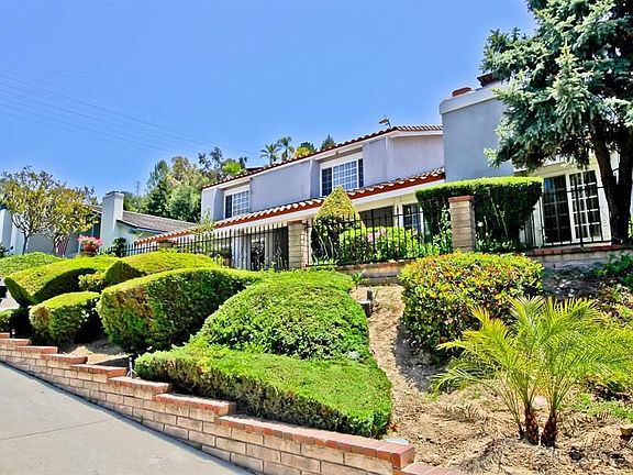 3rd image of 3045 Gotera Dr